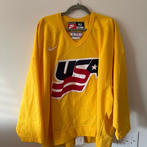 Nike Other - Nike Yellow USA Hockey Jersey